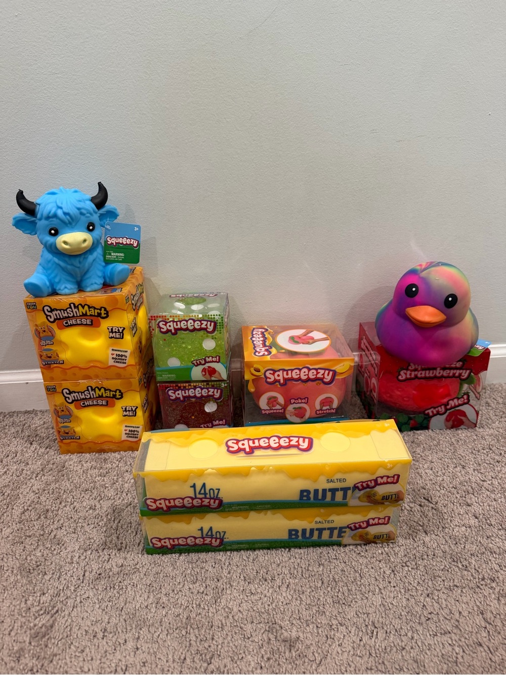 Squeezy and Smushmart Kids Squishy Toy Bundle – all new